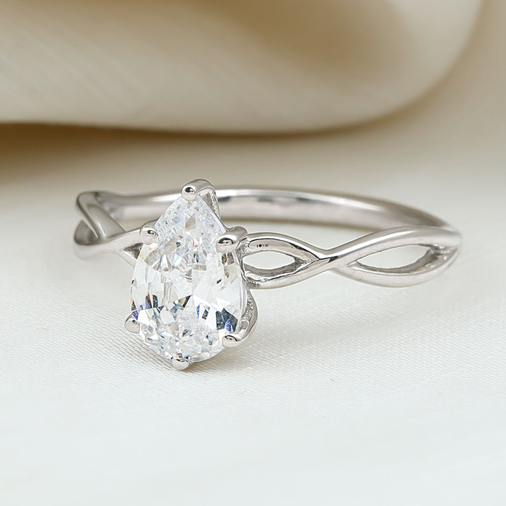 Lab Grown Diamond Pear Engagement Ring with Infinity Band