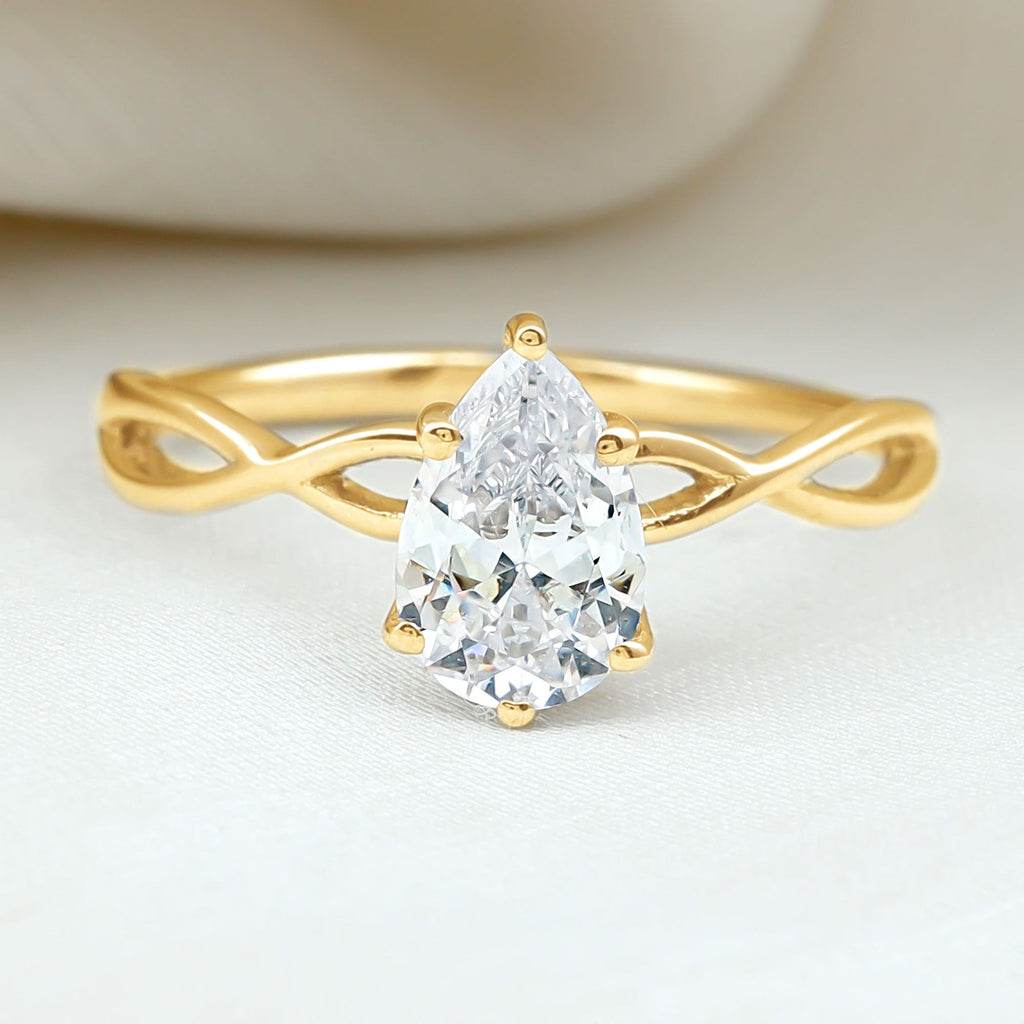 Lab Grown Diamond Pear Engagement Ring with Infinity Band